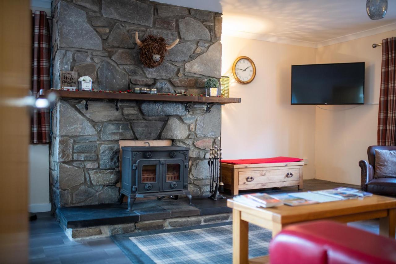 Silverbridge Lodge Garve Bagian luar foto